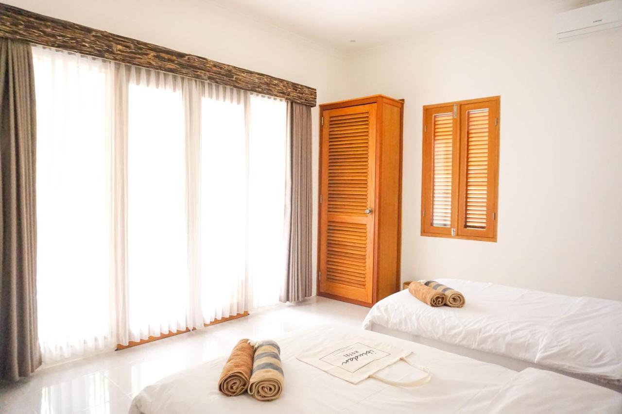Ibludan Hotel Senggigi Exteriér fotografie